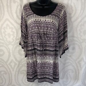 Charlotte Russe Boho Purple Printed Scoop-Neck Tunic with Crochet Trim